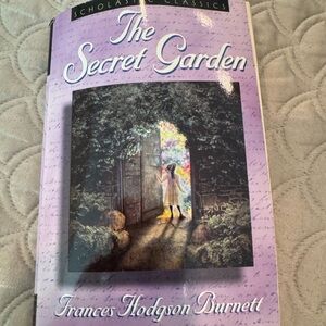 The Secret Garden Book by Frances Hodgson Burnett